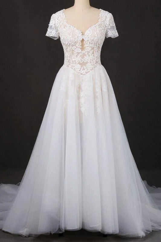 Fairytale wedding dressesPuffy Short Sleeves Tulle Bridal Dress With Lace Appliques, Long Train Wedding Dress N2294 Empire Waist Gown