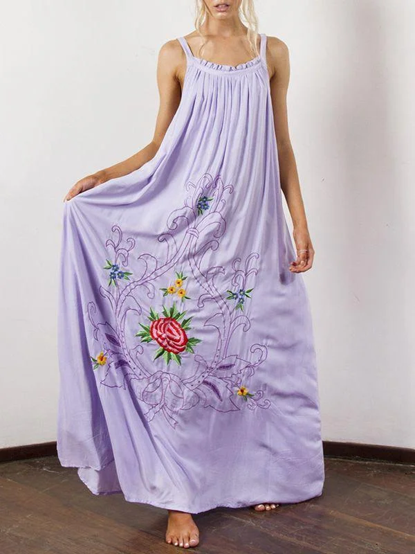 Halter unclassified dressesBohemian Holiday Wind Color Flower Embroidery Strap Sexy Dress Halter unclassified dresses