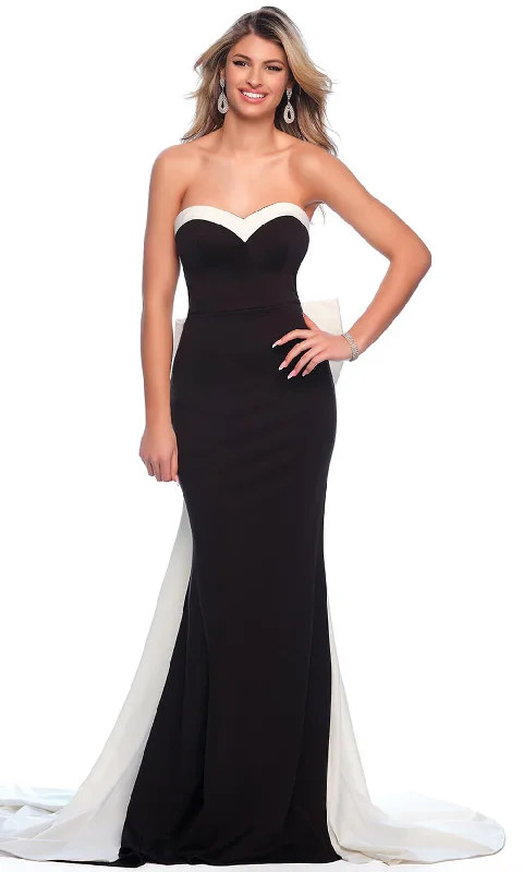 Tulle unclassified dressesDave & Johnny 11410 - Strapless Draped Evening Dress Tulle unclassified dresses